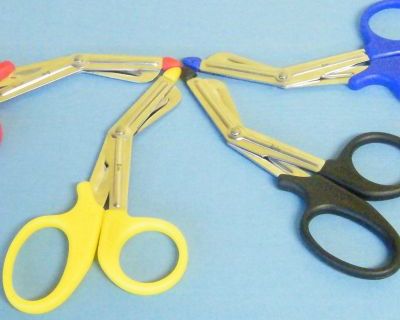 UNIVERSAL SCISSORS BLACK